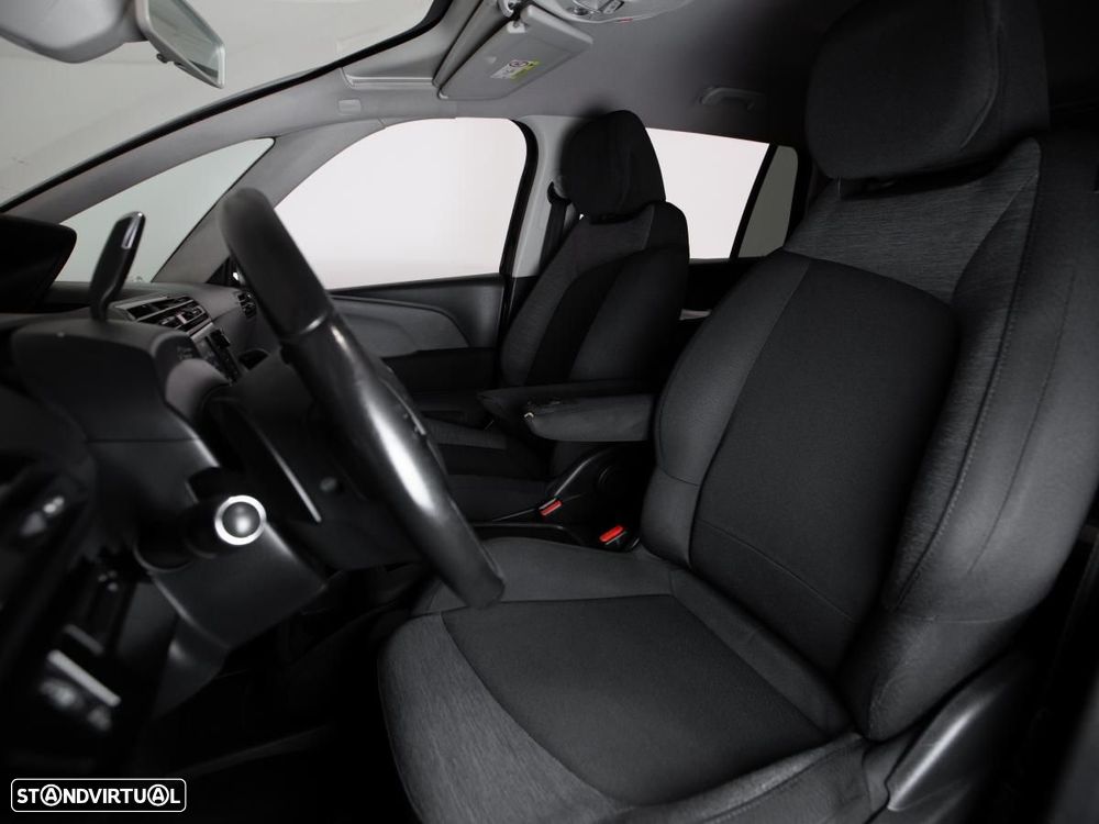 Citroën C4 Picasso - 8