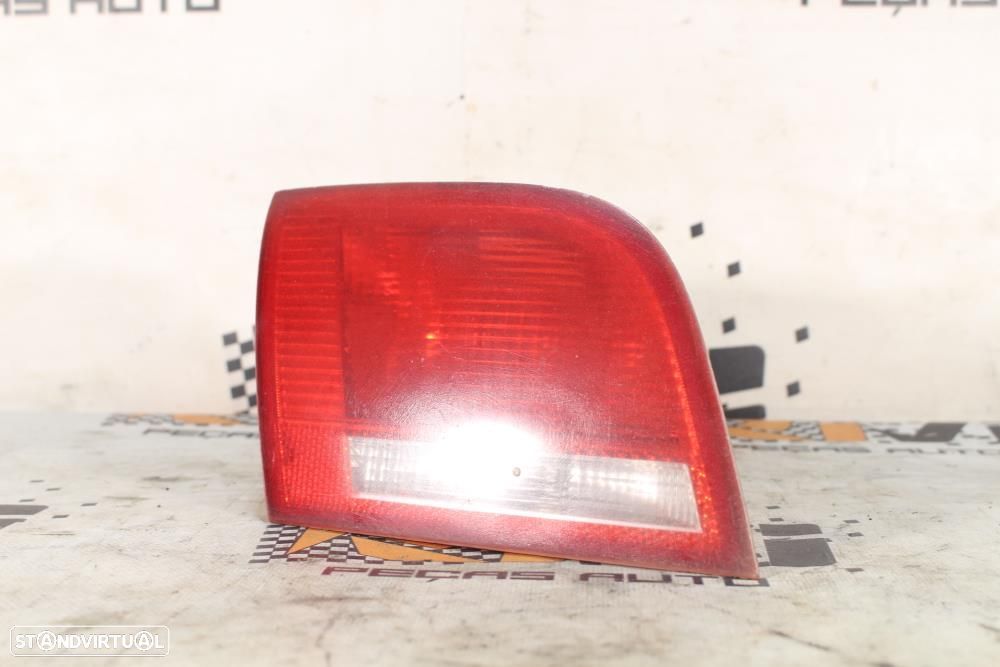 Farolim Esquerdo Audi A3 Sportback (8Pa)  8P4945093b / Chassi Condutor - 3