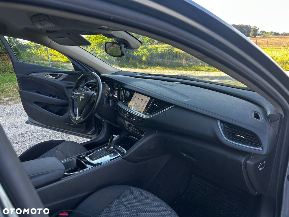 Opel Insignia - 10