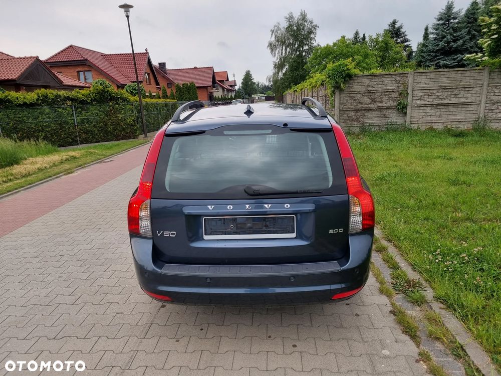 Volvo V50 - 3
