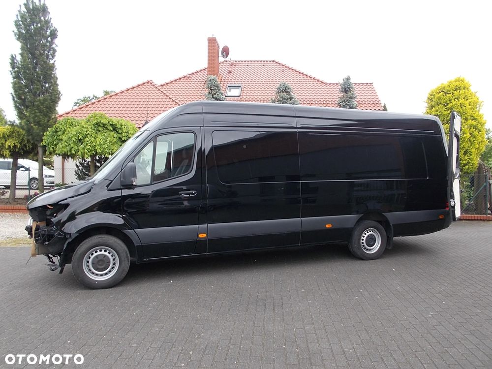 Mercedes-Benz Sprinter - 6