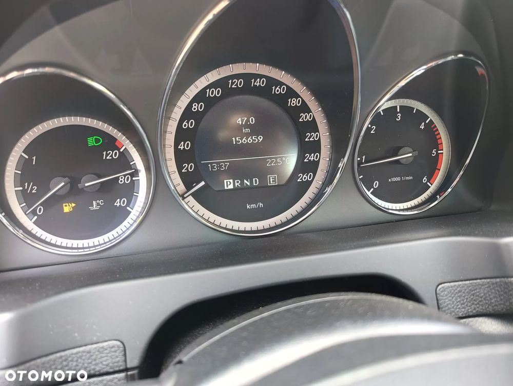 Mercedes-Benz Klasa C 220 CDI DPF Automatik BlueEFFICIENCY - 15