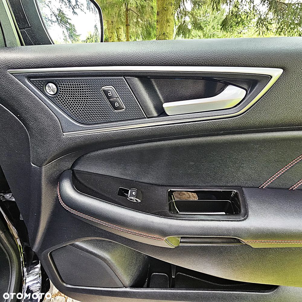 Ford Edge 2.0 EcoBlue Twin-Turbo 4WD ST-Line - 25