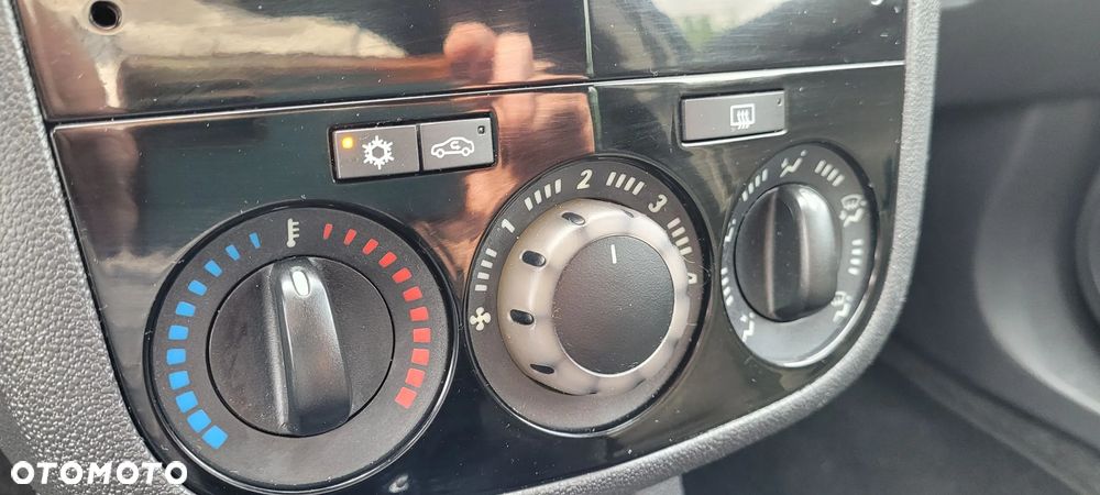 Opel Corsa 1.2 16V 111 - 22