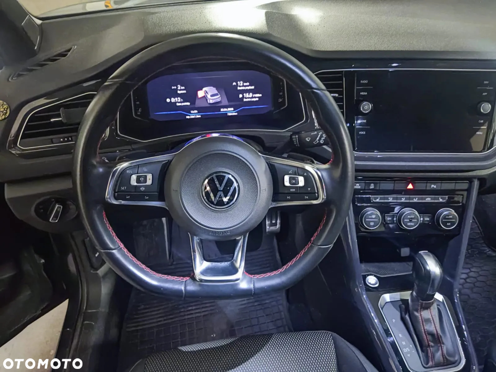 Volkswagen T-Roc 1.5 TSI ACT Premium DSG - 10