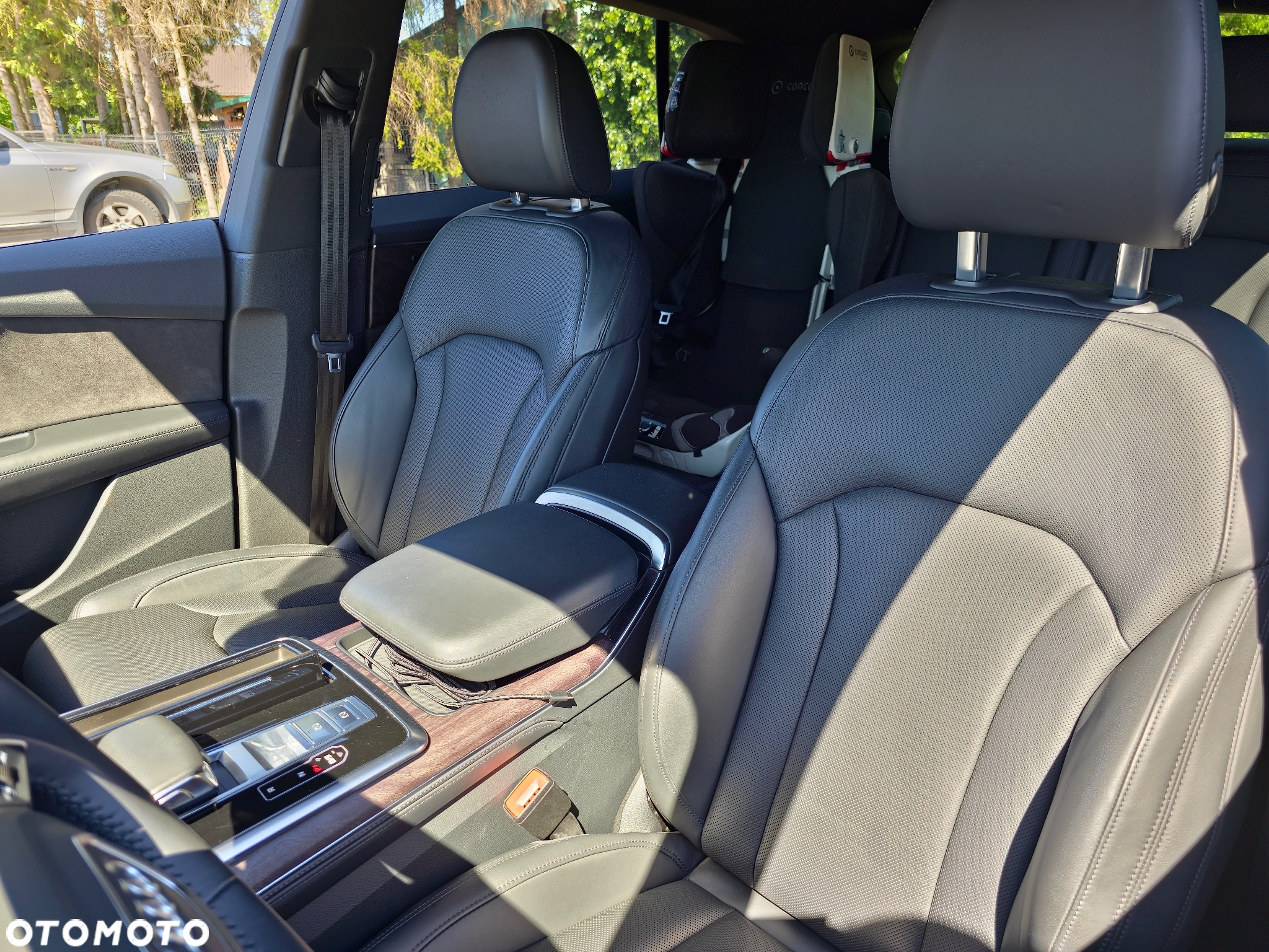 Audi Q8 - 16
