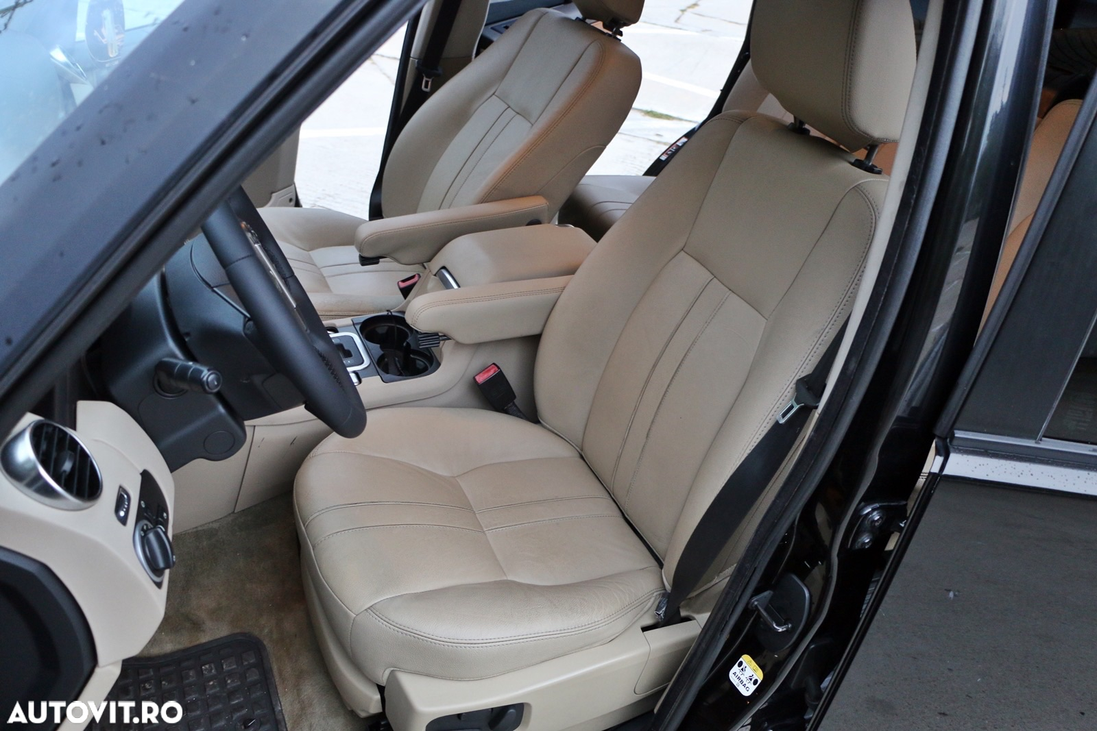 Land Rover Discovery 3.0 TD HSE Aut. - 14