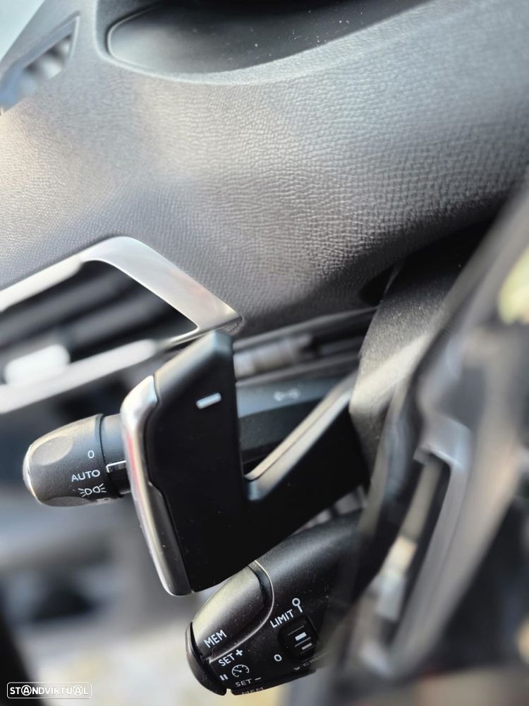 Peugeot 3008 1.5 BlueHDi Allure Pack EAT8 - 13