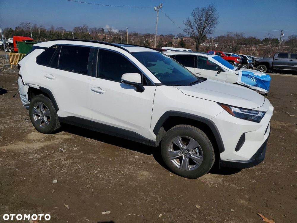 Toyota RAV4 - 5
