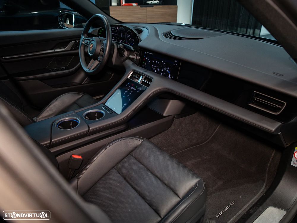 Porsche Taycan Bateria Performance Plus - 34