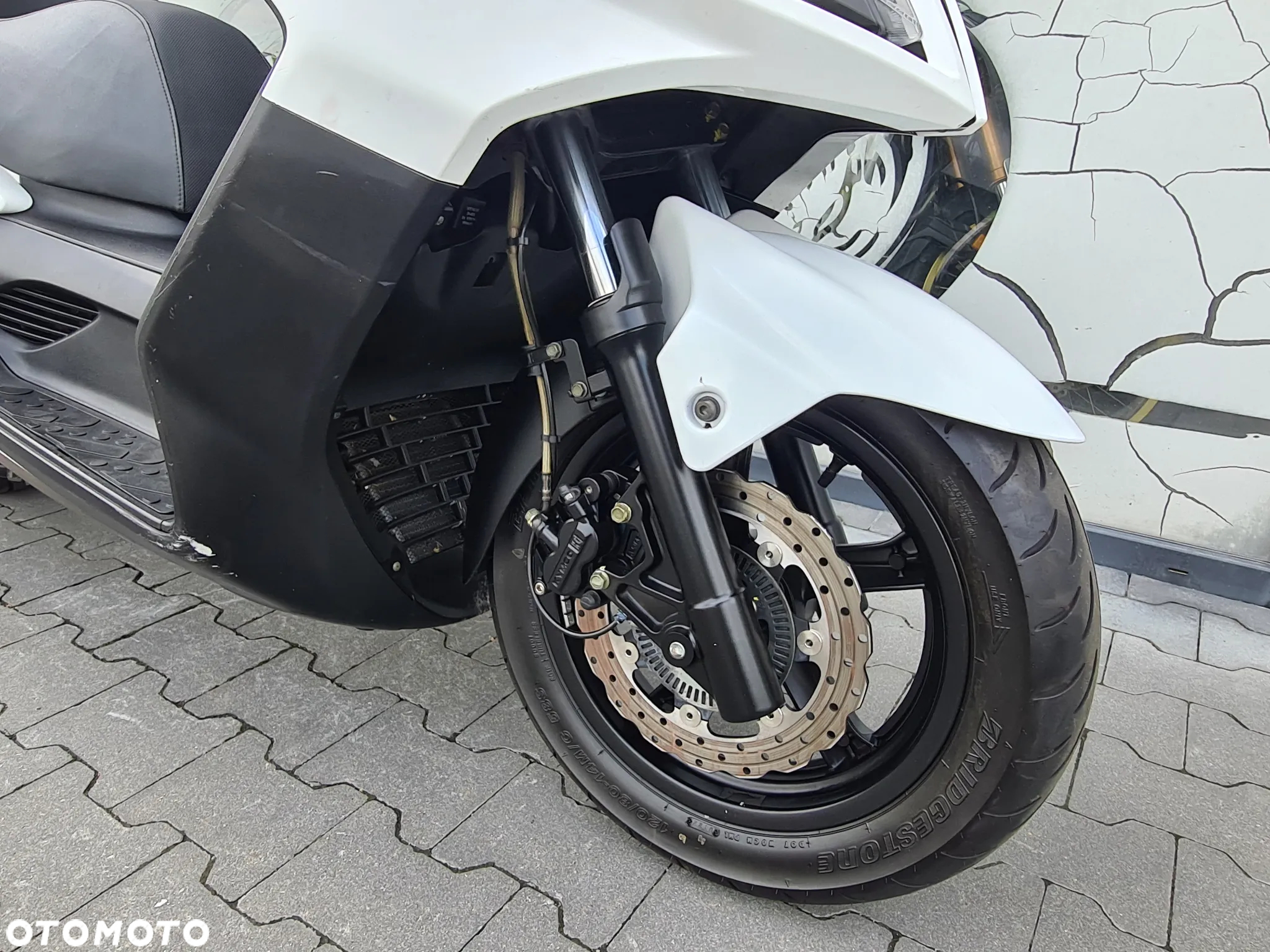 Kymco Downtown - 11