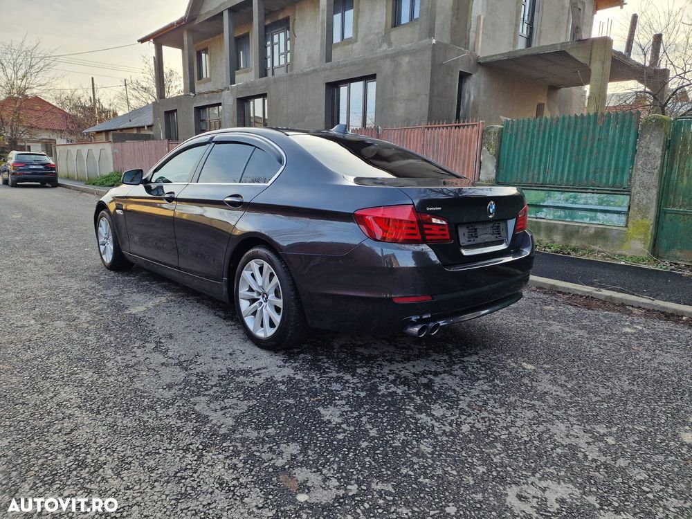 BMW Seria 5 520d Gran Turismo - 3
