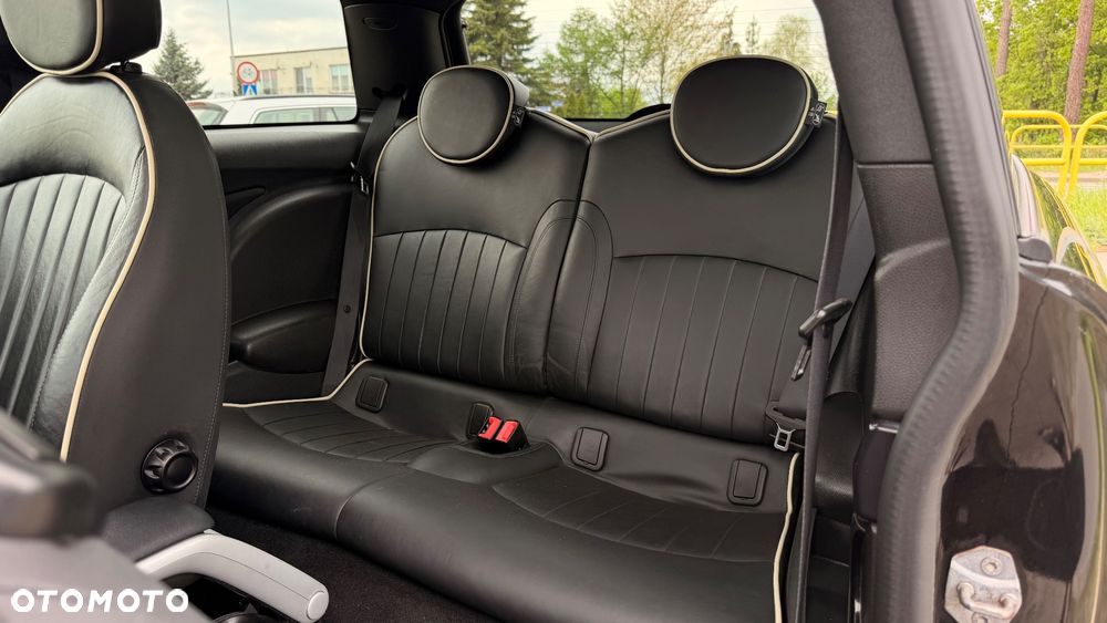MINI Cooper S 50 Camden - 27