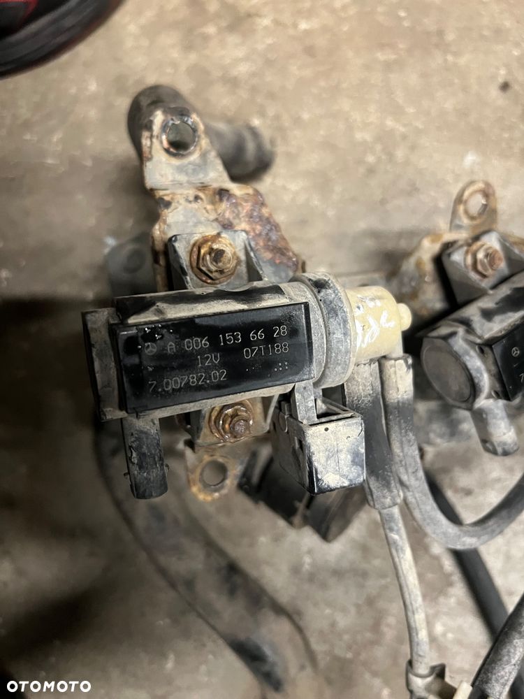 Zawór turbiny egr Mercedes sprinter 906 2.2cdi om646 - 3