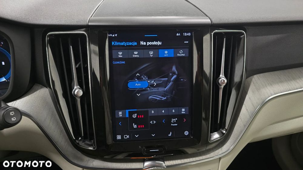 Volvo XC 60 B4 D AWD Inscription - 23
