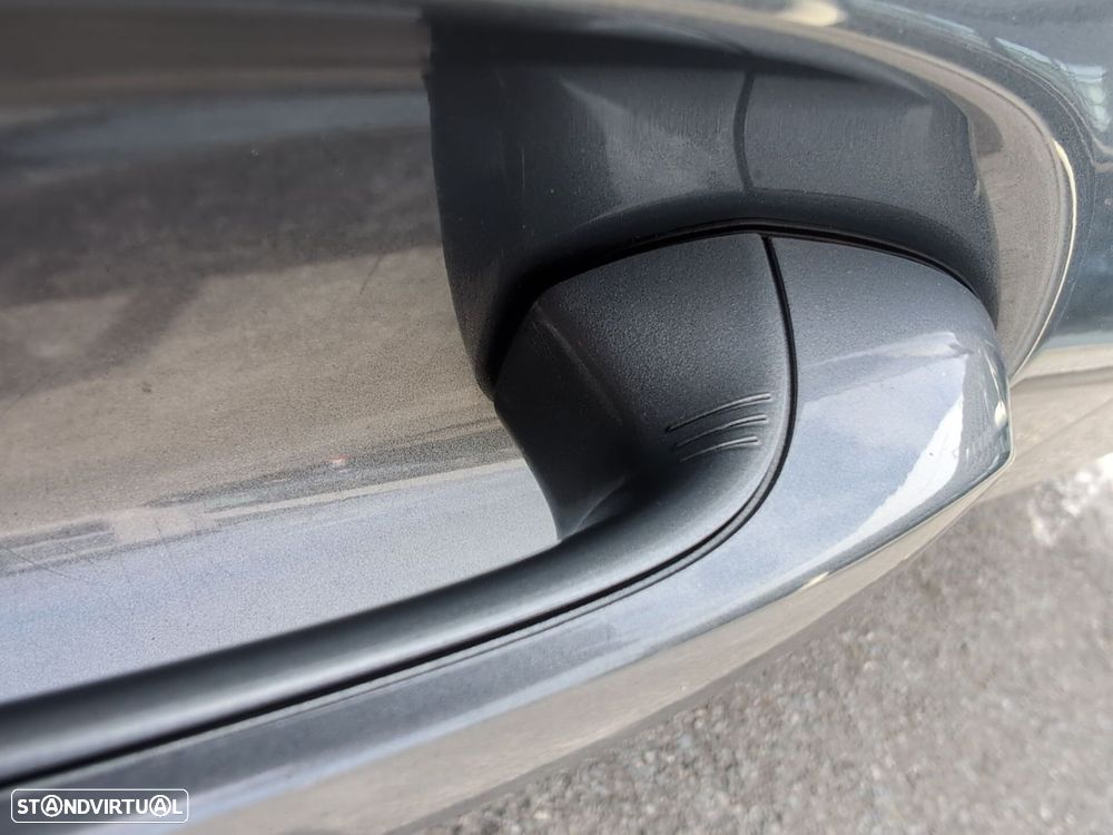 BMW 116 Pack Desportivo M — fotografia 21
