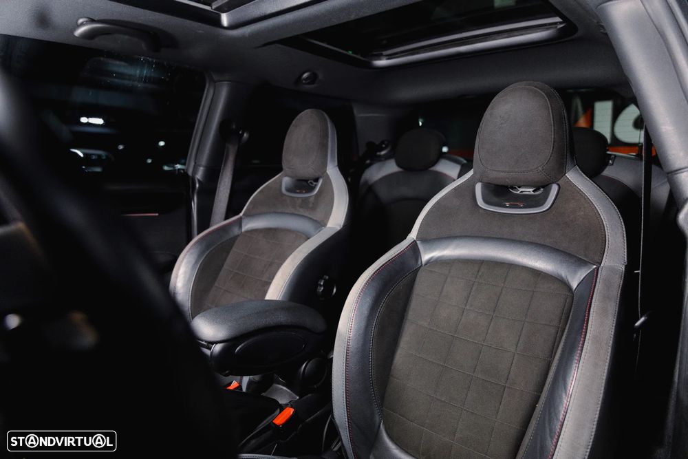 MINI 3 Portas John Cooper Works Auto Desportiva - 8