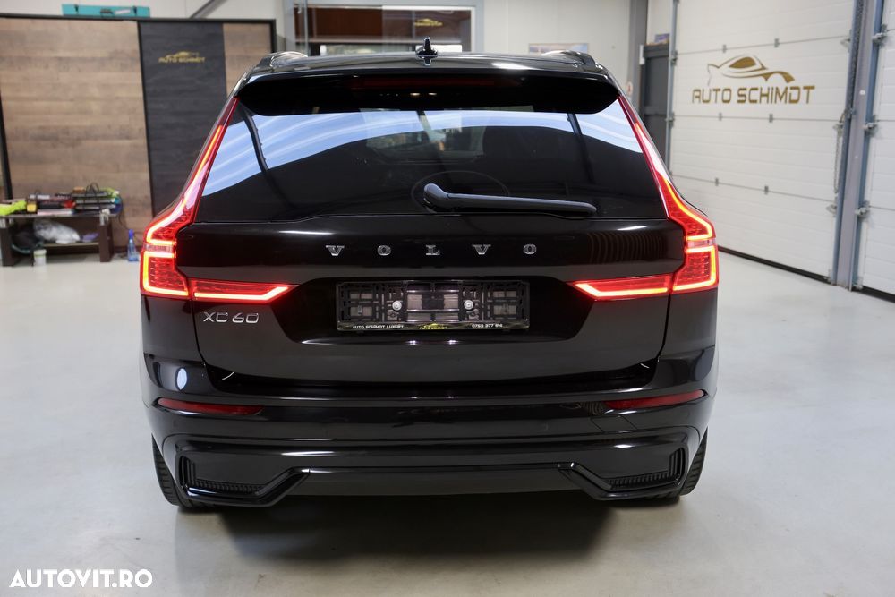 Volvo XC 60 B4 MHEV AWD R-Design - 5