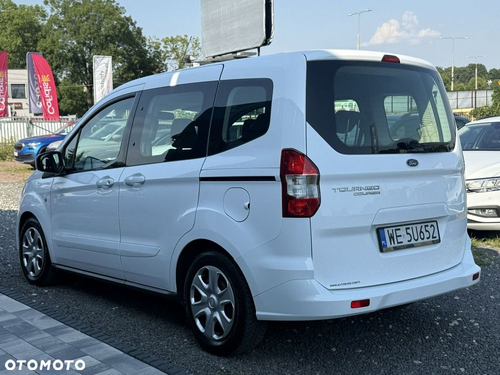 Ford Tourneo Courier - 6
