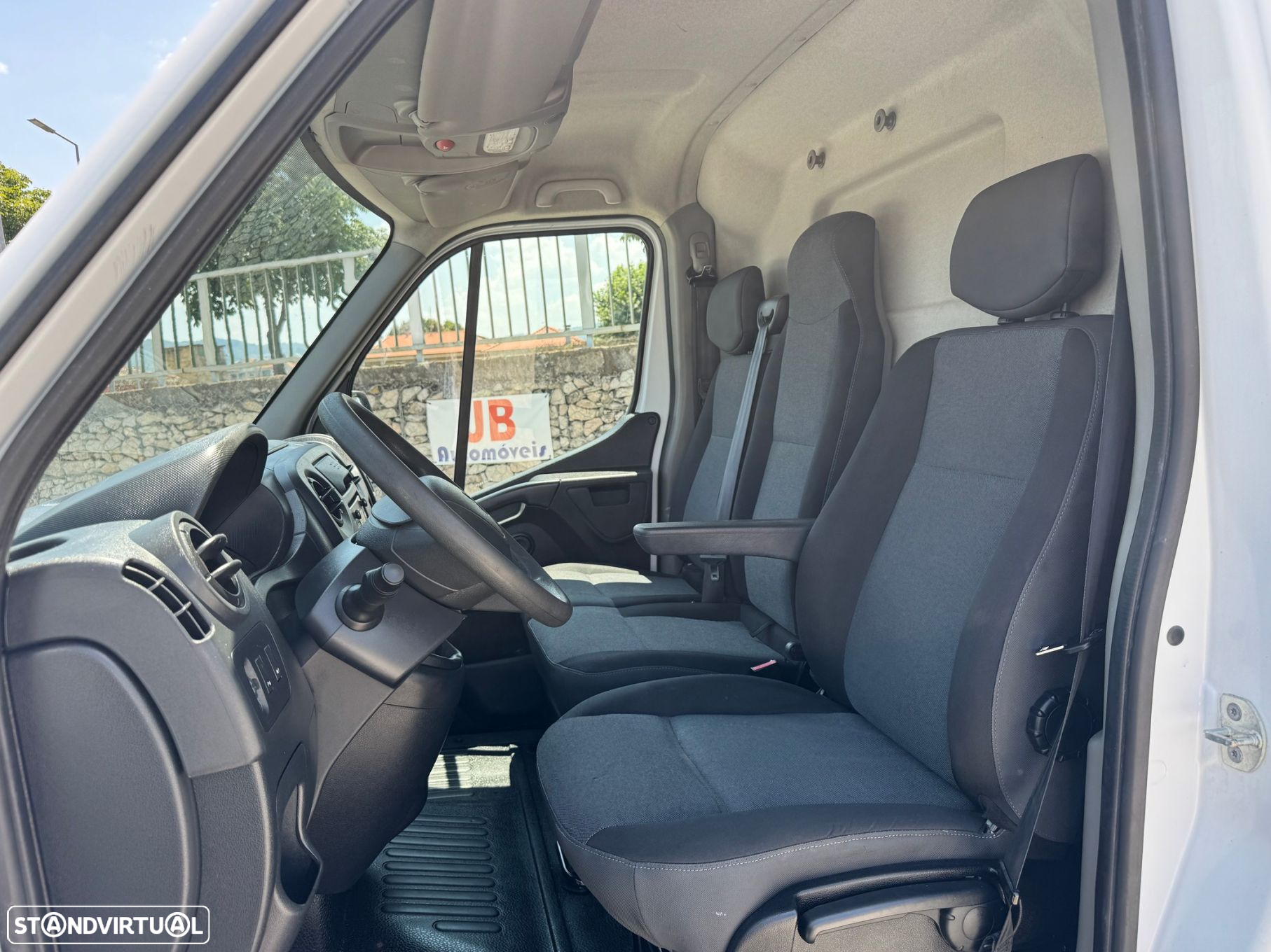 Renault Master 2.3 dCi L2H2 3.5T - 8