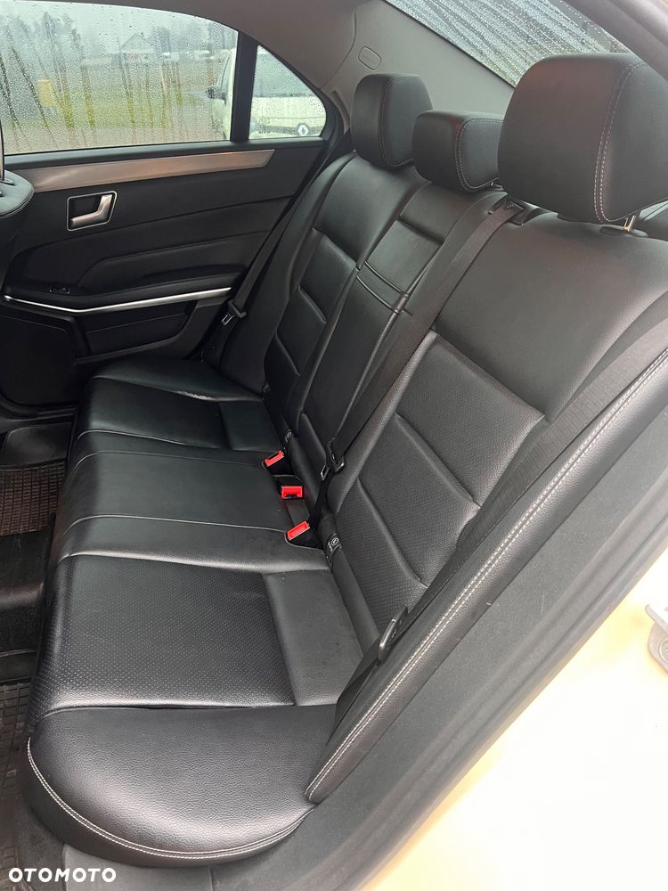 Mercedes-Benz Klasa E 200 BlueTEC 7G-TRONIC - 14