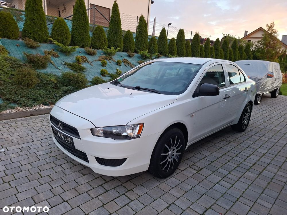 Mitsubishi Lancer