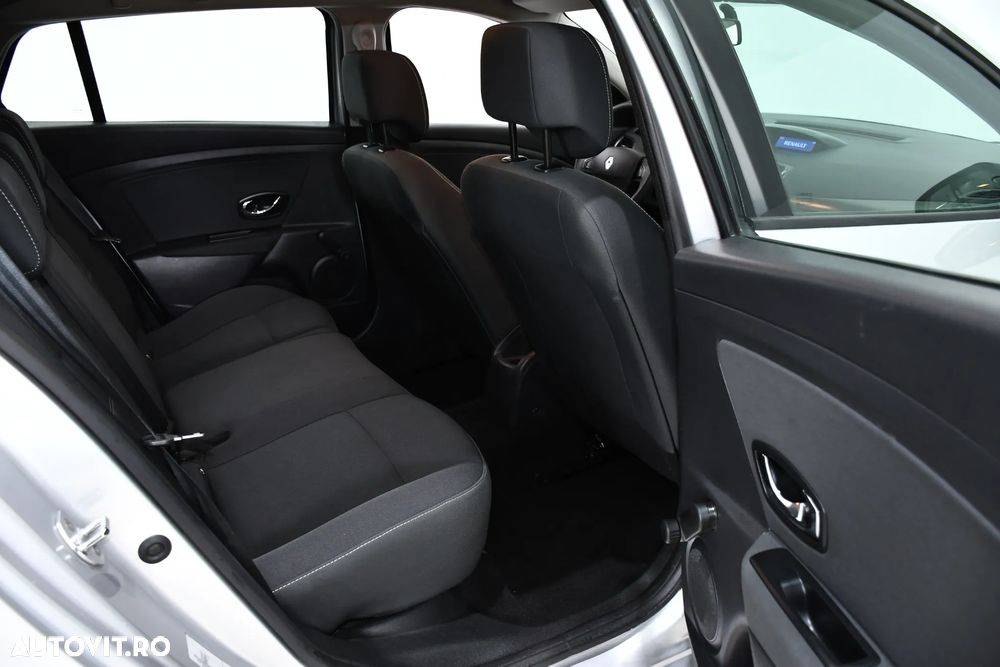 Renault Megane 1.5 dCi Expression - 6