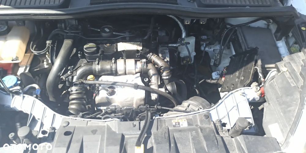 Ford Grand C-MAX 1.5 TDCi Start-Stopp-System Titanium - 19