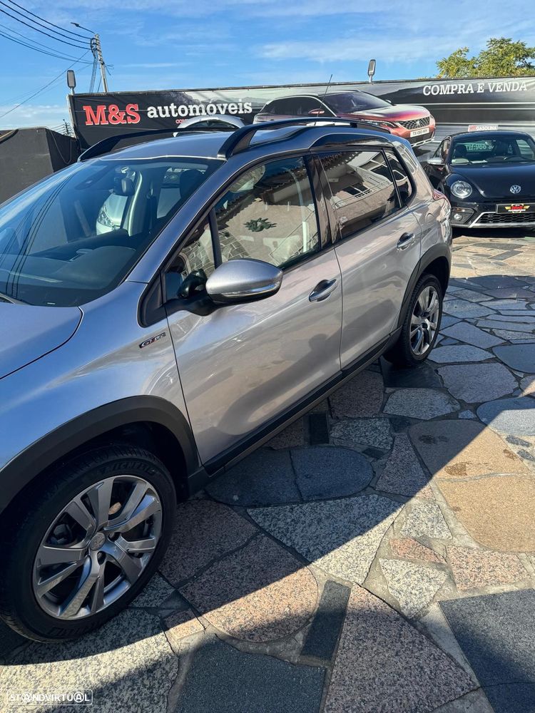 Peugeot 2008 1.2 PureTech GT Line - 5