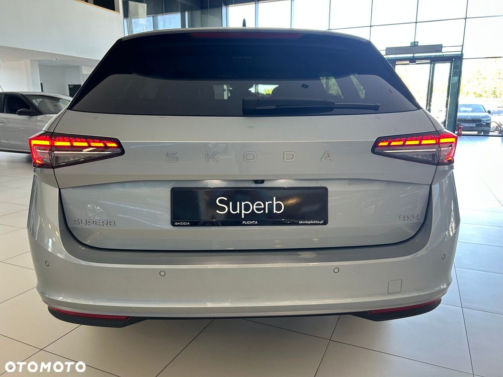 Skoda Superb 2.0 TSI 4x4 L&K DSG - 12