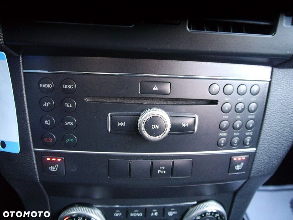 Mercedes-Benz GLK 220 CDI 4Matic (BlueEFFICIENCY) 7G-TRONIC - 28