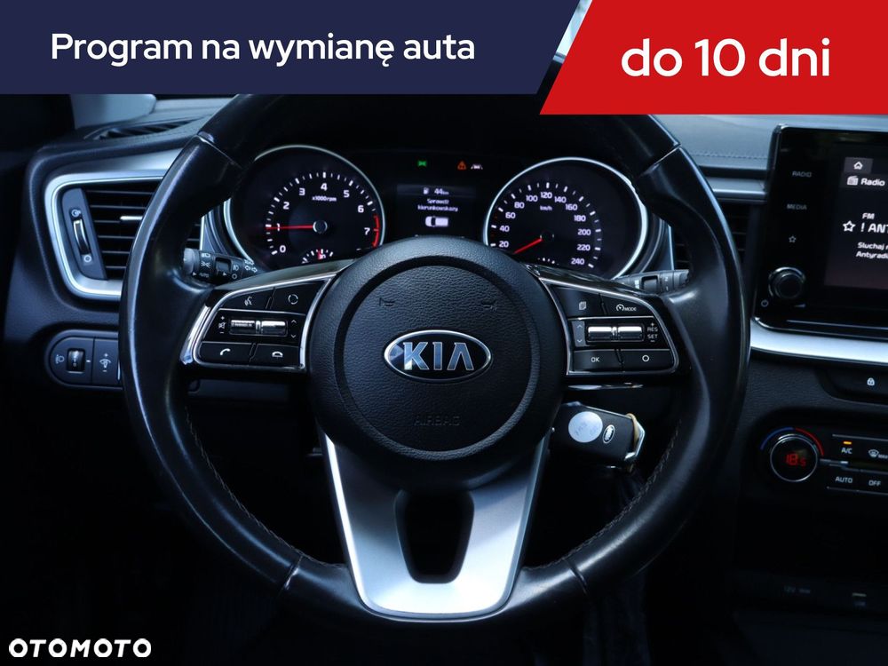Kia Ceed - 22