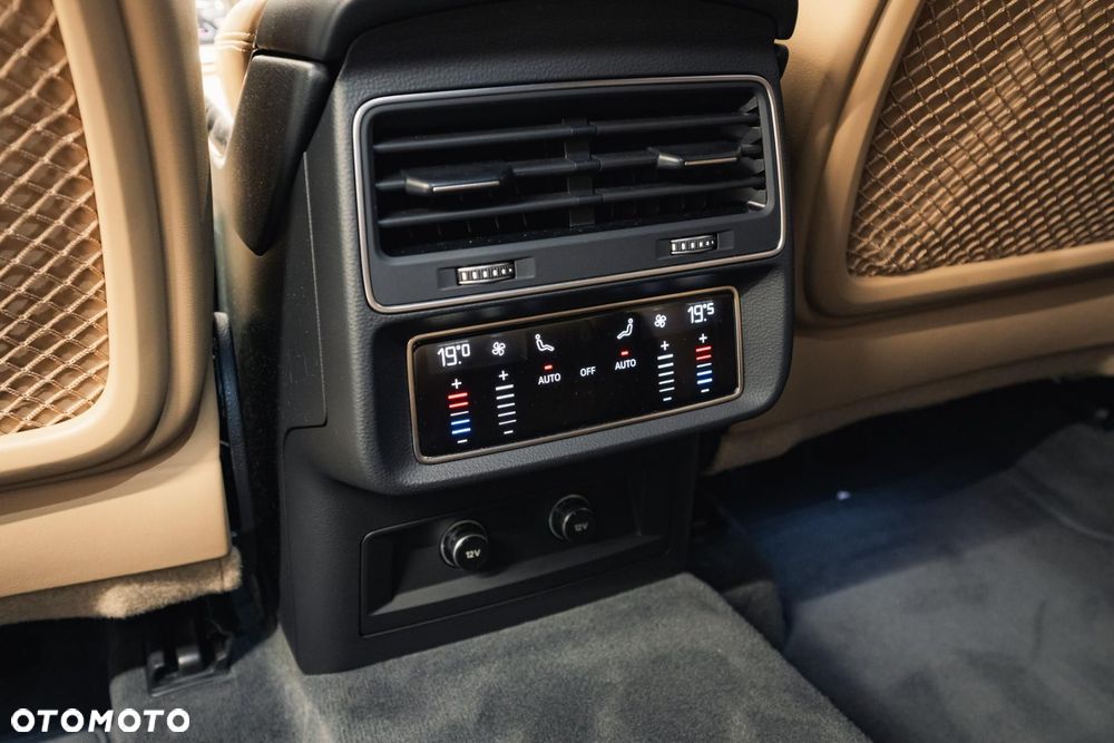 Audi Q7 45 TDI mHEV Quattro S Line Tiptr - 36