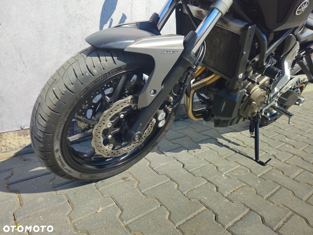 Yamaha MT - 14