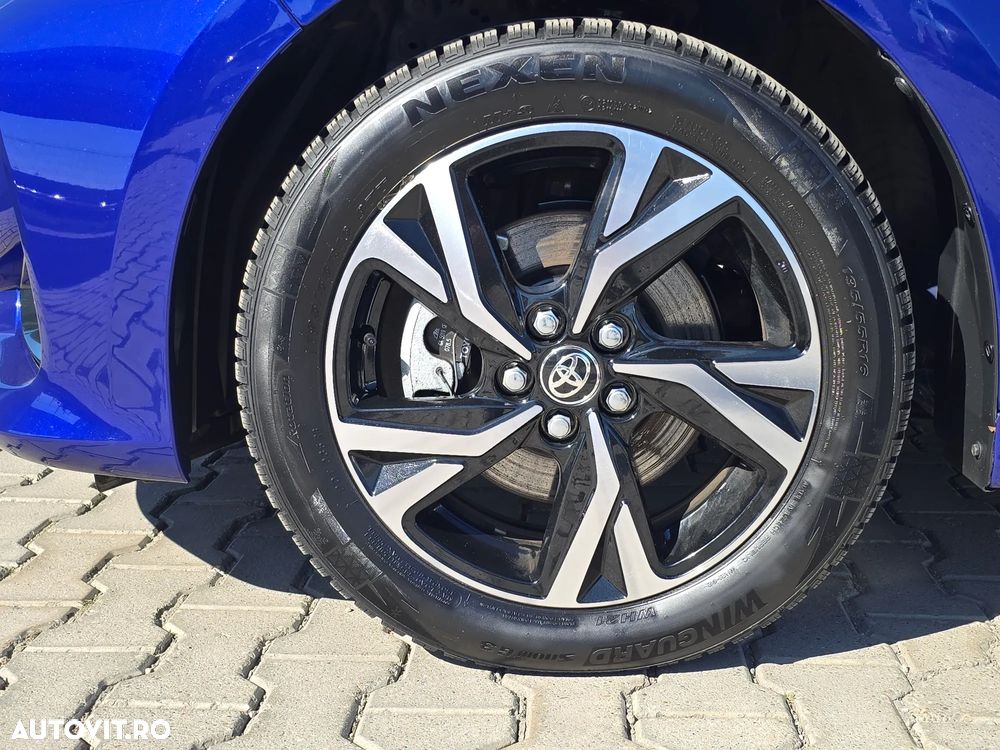 Toyota Yaris 1.5 VVT-i HSD Dynamic - 6