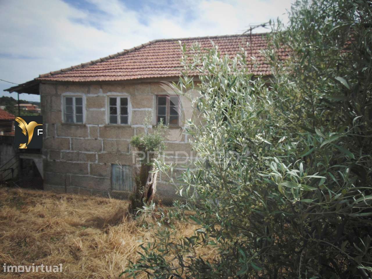 Casa de Campo com terreno, para recuperar, a 9 kms de Vila Real - Grande imagem: 2/32