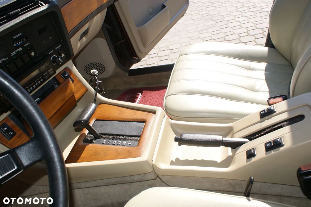 BMW Seria 7 - 34