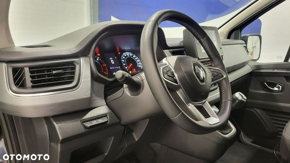 Renault Trafic - 12