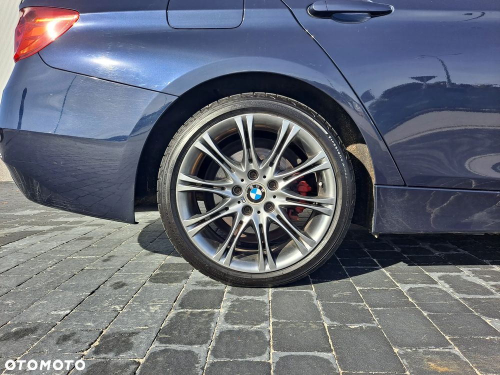 BMW Seria 3 320d Touring Sport Line - 26