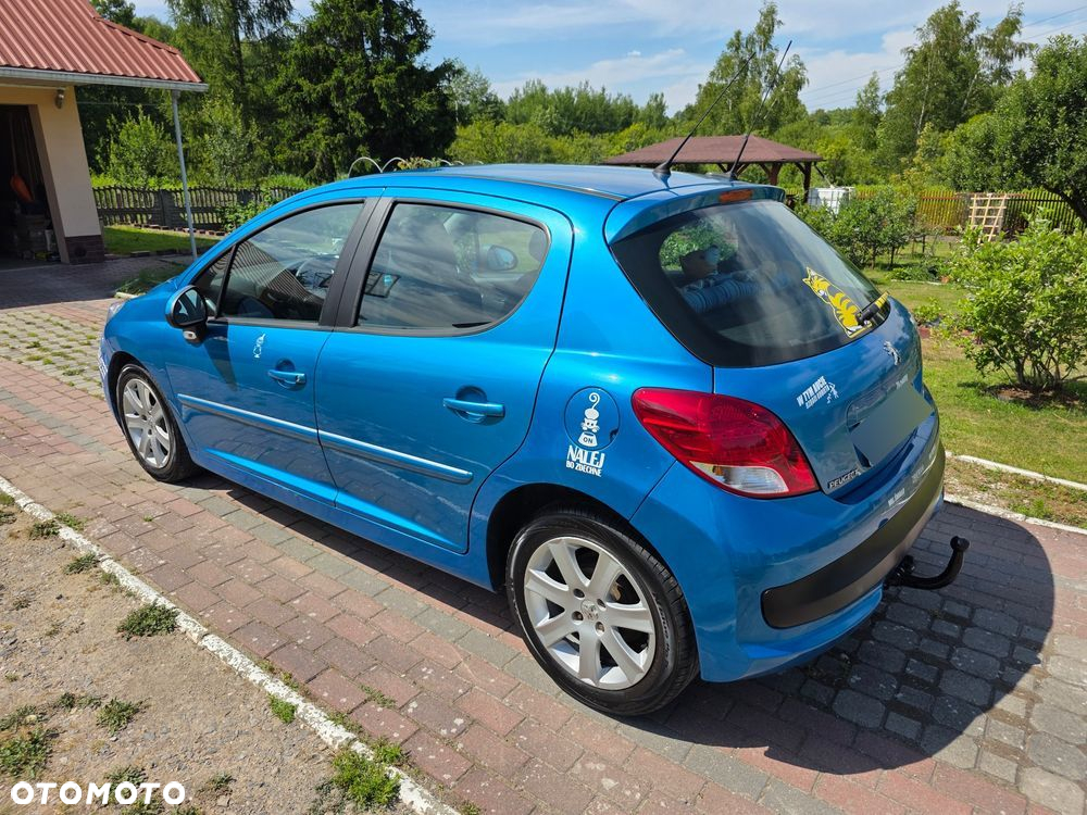 Peugeot 207 - 3