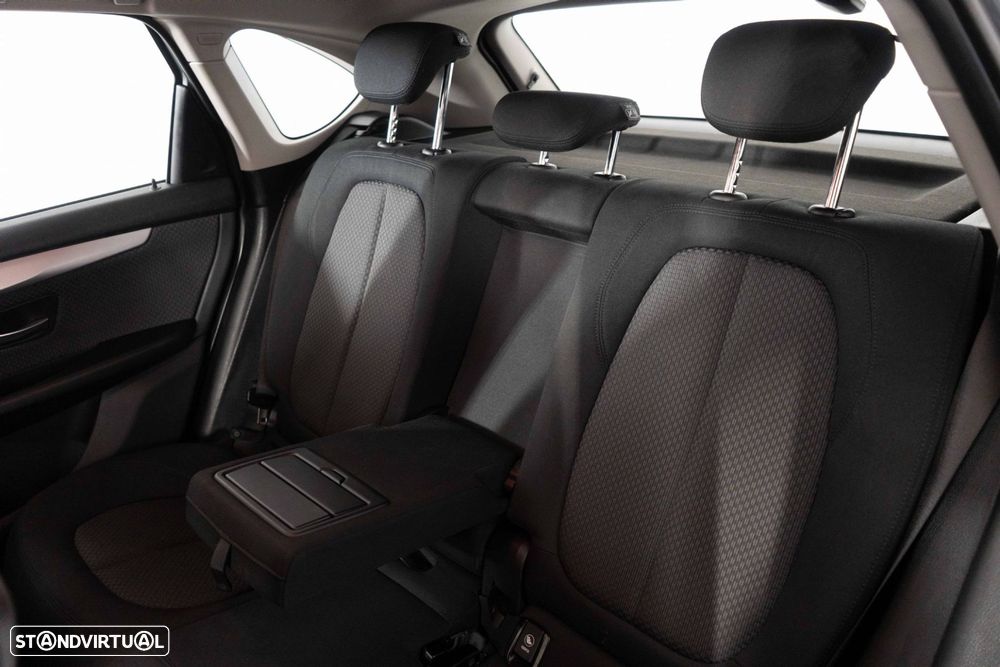 BMW 225xe Active Tourer Advantage - 11