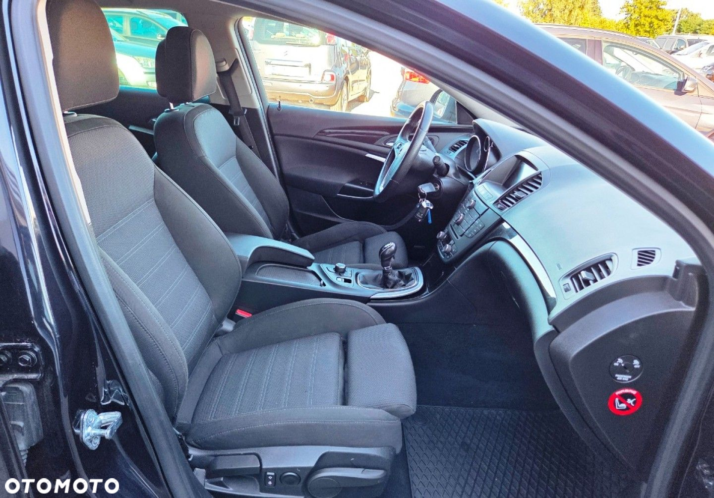 Opel Insignia - 29