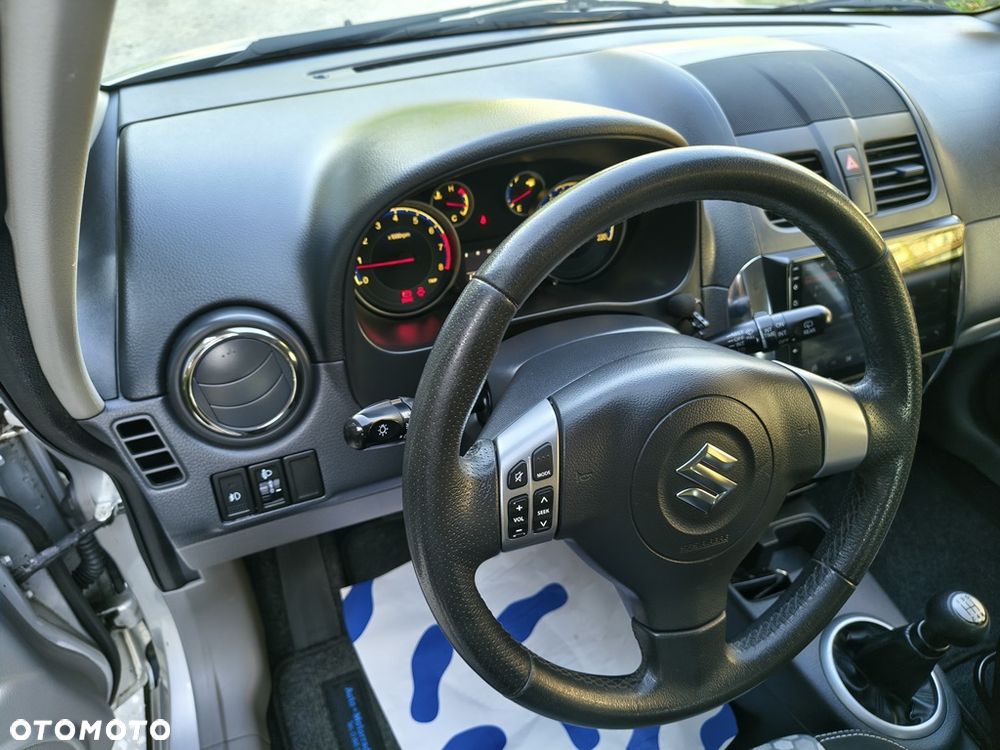 Suzuki SX4 1.6 VVT 4x2 Style - 15