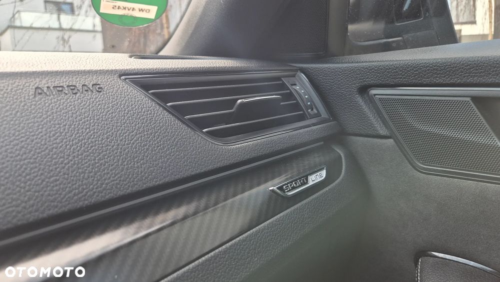 Skoda Superb 2.0 TDI SCR 4x4 Sportline DSG - 9