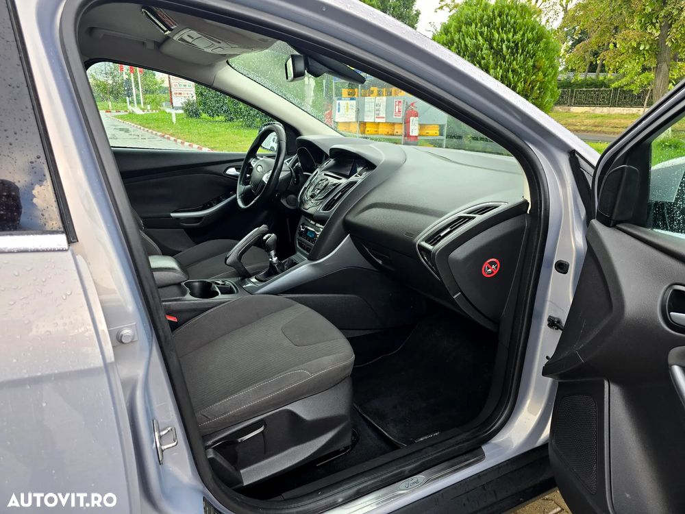 Ford Focus - 7