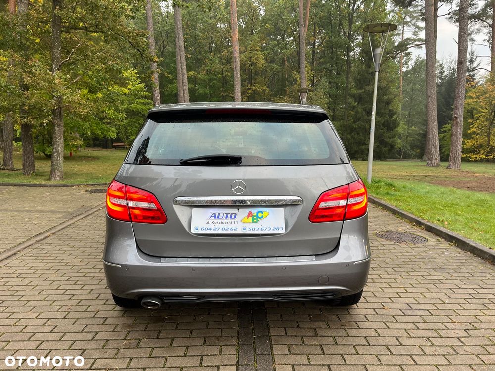 Mercedes-Benz Klasa B 180 AMG Line - 4