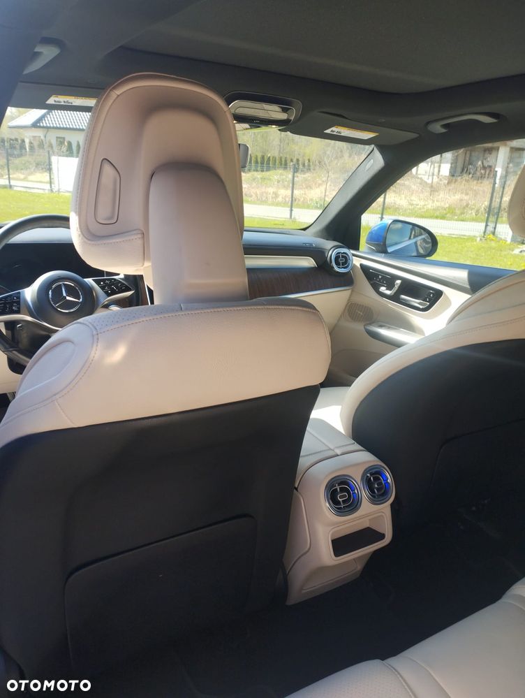 Mercedes-Benz GLC 300 4Matic 9G-TRONIC Avantgarde Advanced - 19