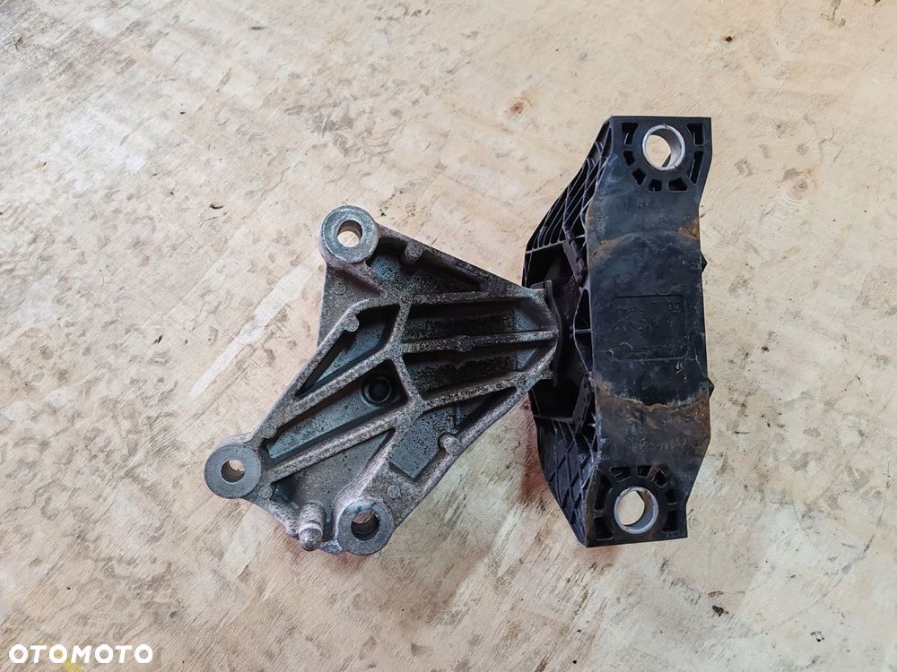 Łapa poduszka silnika 0.9 900 TCE 112106577r Dacia Sandero II Stepway 12-16 - 4