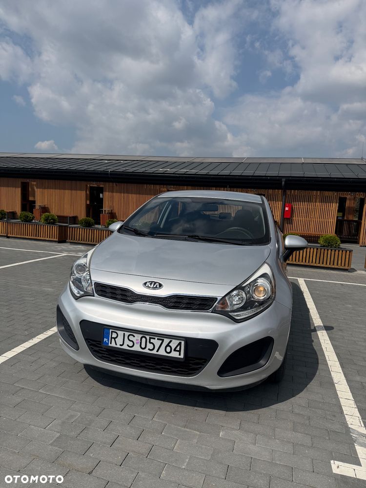 Kia Rio 1.2 M - 16