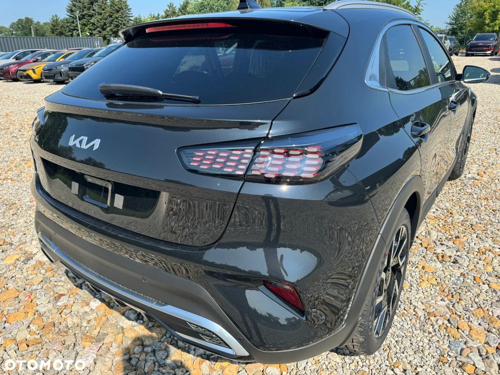 Kia XCeed - 12